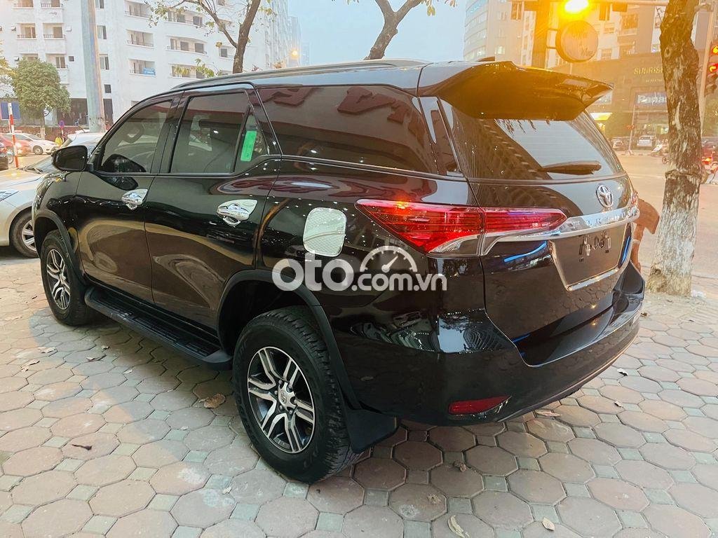 Toyota Fortuner AT  2020 - Cần bán lại xe Toyota Fortuner AT năm sản xuất 2020, màu đen, nhập khẩu như mới