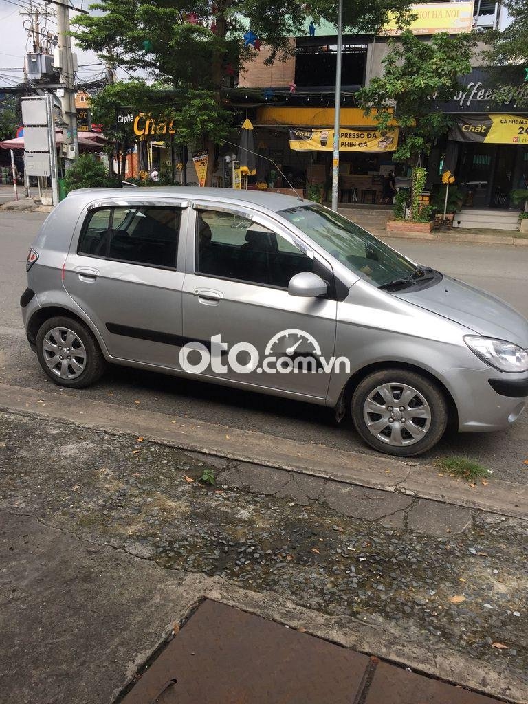 Hyundai Getz 2010 - Bán xe Hyundai Getz sản xuất 2010, màu bạc