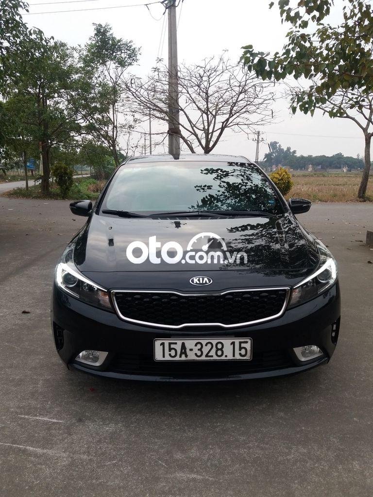 Kia Cerato 2017 - Bán Kia Cerato năm sản xuất 2017, màu đen