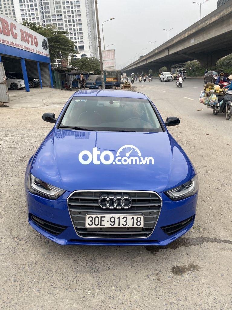 Audi A4 1.8 TFSI 2013 - Cần bán Audi A4 1.8 TFSI năm 2013, màu xanh lam, 699tr