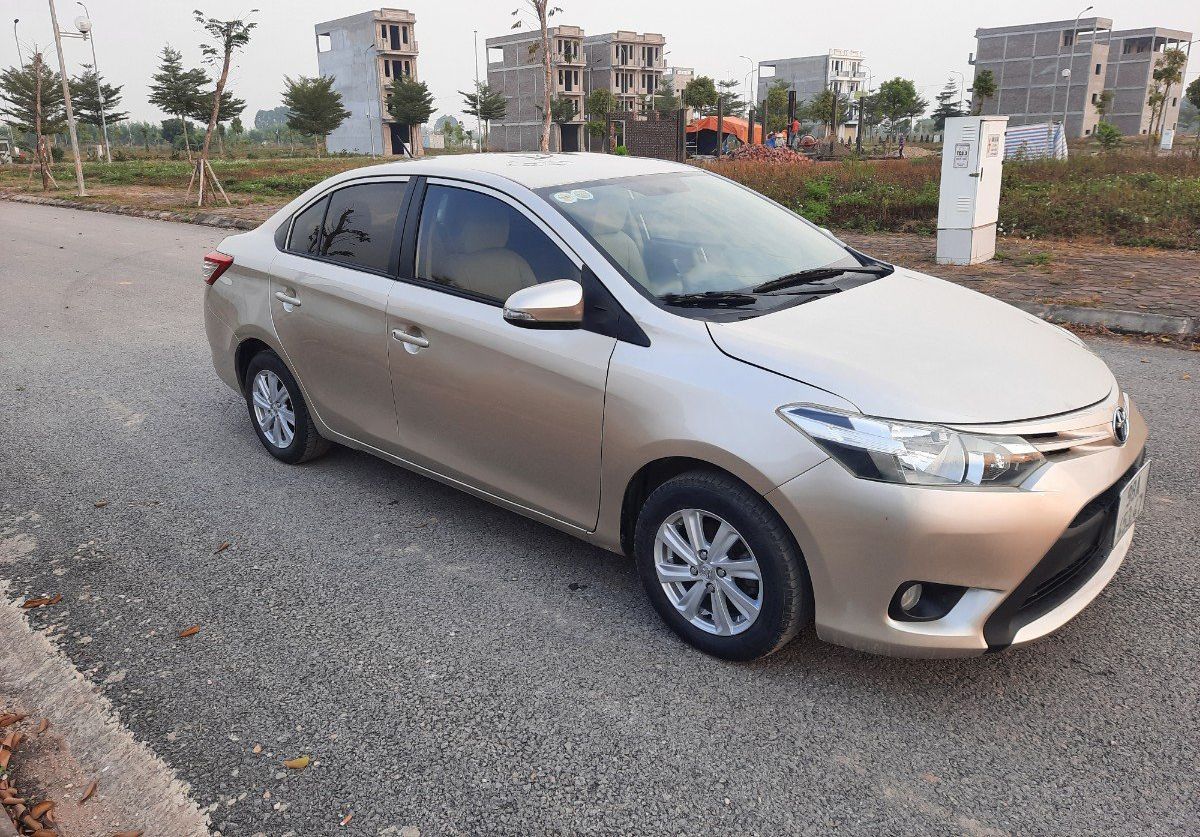 Toyota Vios   MT  2016 - Cần bán gấp Toyota Vios MT năm 2016, giá 270tr