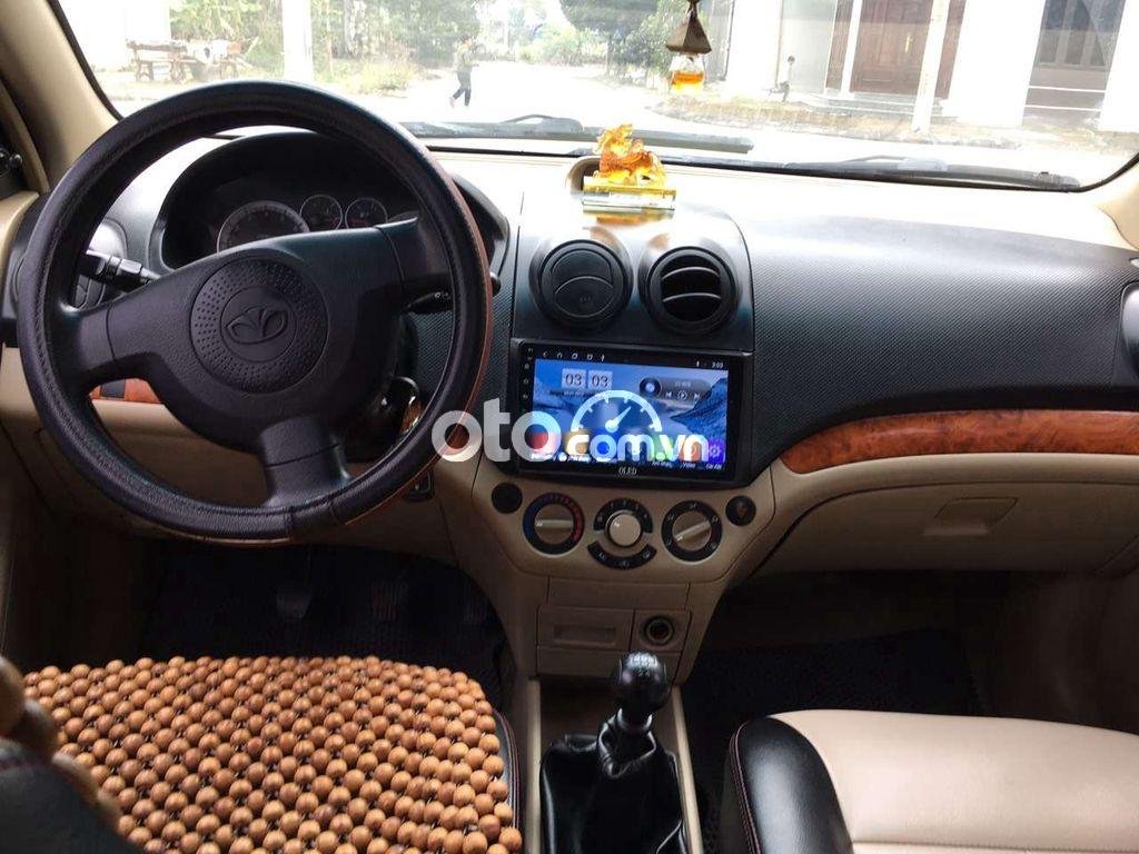 Daewoo Gentra 2010 - Cần bán xe Daewoo Gentra năm 2010, màu bạc