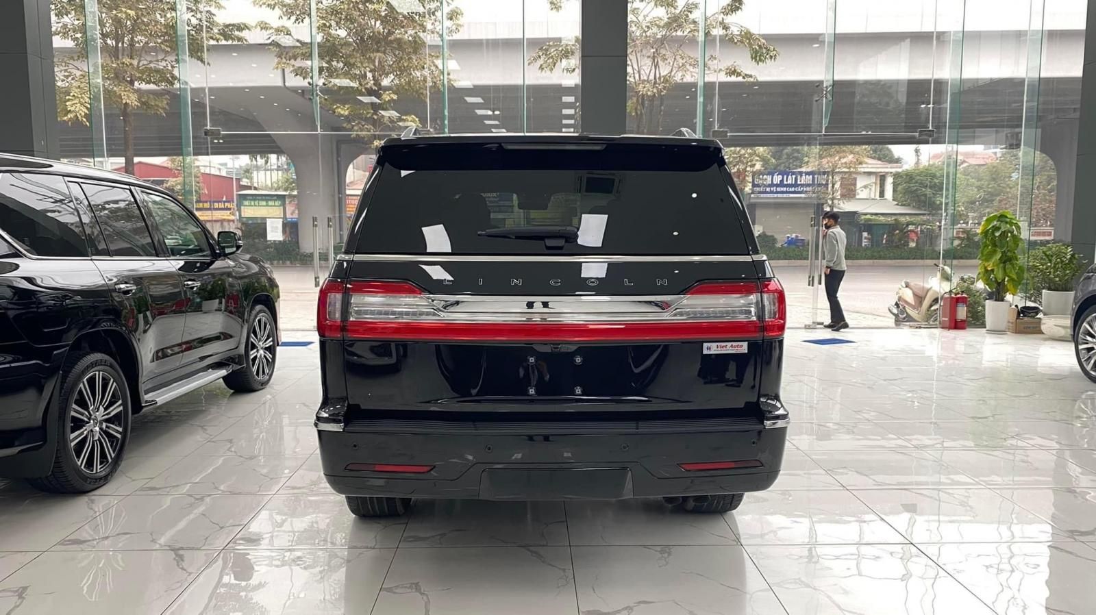 Lincoln Navigator 2021 - Bán Lincoln Navigtor L Black Label màu đen model 2022, mới 100%, xe giao ngay