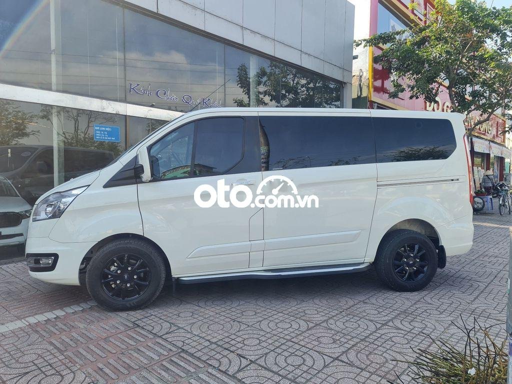 Ford Tourneo 2021 - Bán xe Ford Tourneo năm sản xuất 2021, màu trắng, nhập khẩu nguyên chiếc