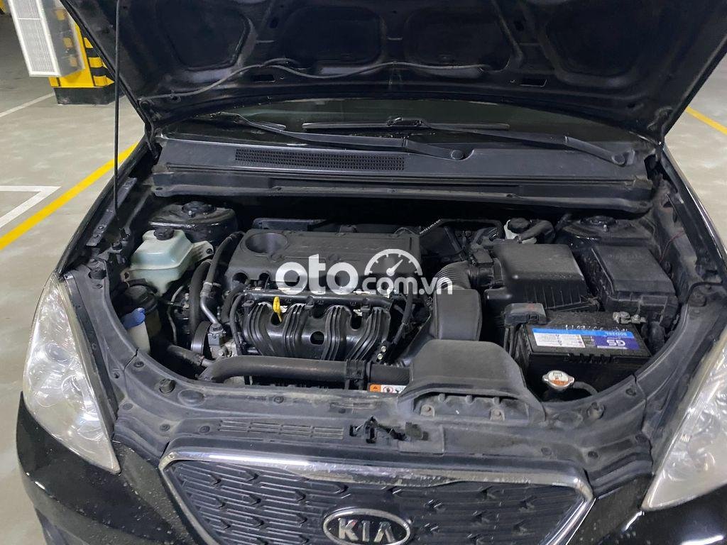 Kia Carens  EX MT  2015 - Cần bán Kia Carens EX MT sản xuất năm 2015, màu đen chính chủ, giá chỉ 280 triệu