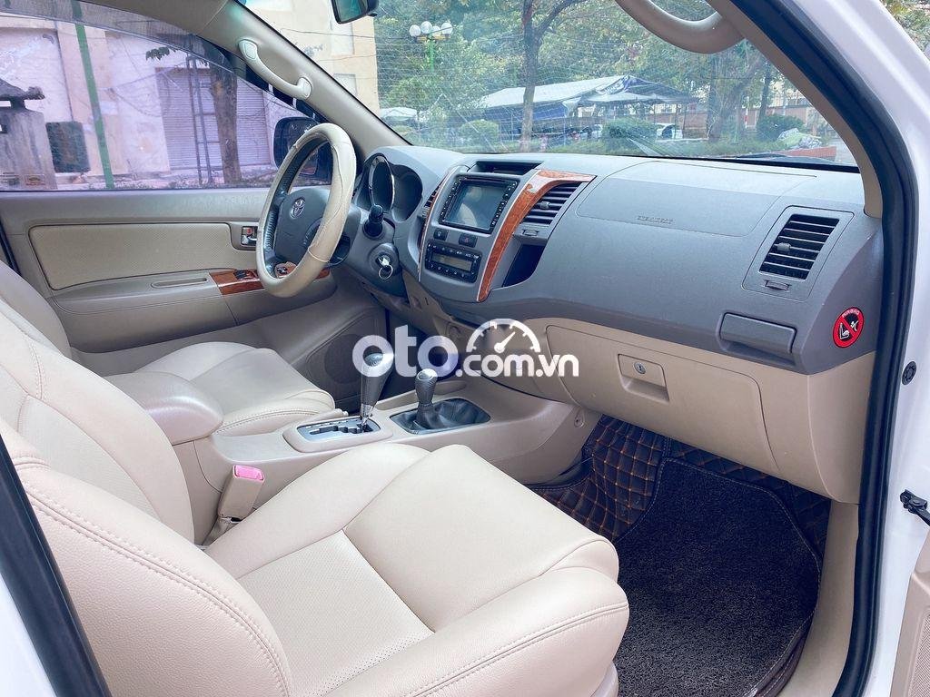 Toyota Fortuner 2.7V  2012 - Cần bán Toyota Fortuner 2.7V năm sản xuất 2012, màu trắng, giá tốt