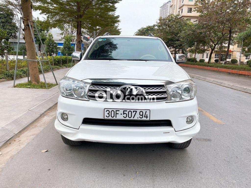 Toyota Fortuner 2.7V  2012 - Cần bán Toyota Fortuner 2.7V năm sản xuất 2012, màu trắng, giá tốt