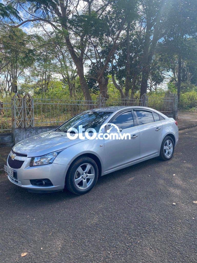 Chevrolet Cruze   LTZ  2010 - Bán ô tô Chevrolet Cruze LTZ năm sản xuất 2010