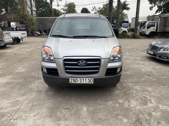 Hyundai Starex    AT 2006 - Bán Hyundai Starex AT sản xuất năm 2006, màu bạc, 180 triệu