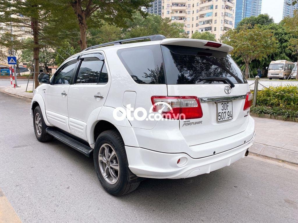 Toyota Fortuner 2.7V  2012 - Cần bán Toyota Fortuner 2.7V năm sản xuất 2012, màu trắng, giá tốt