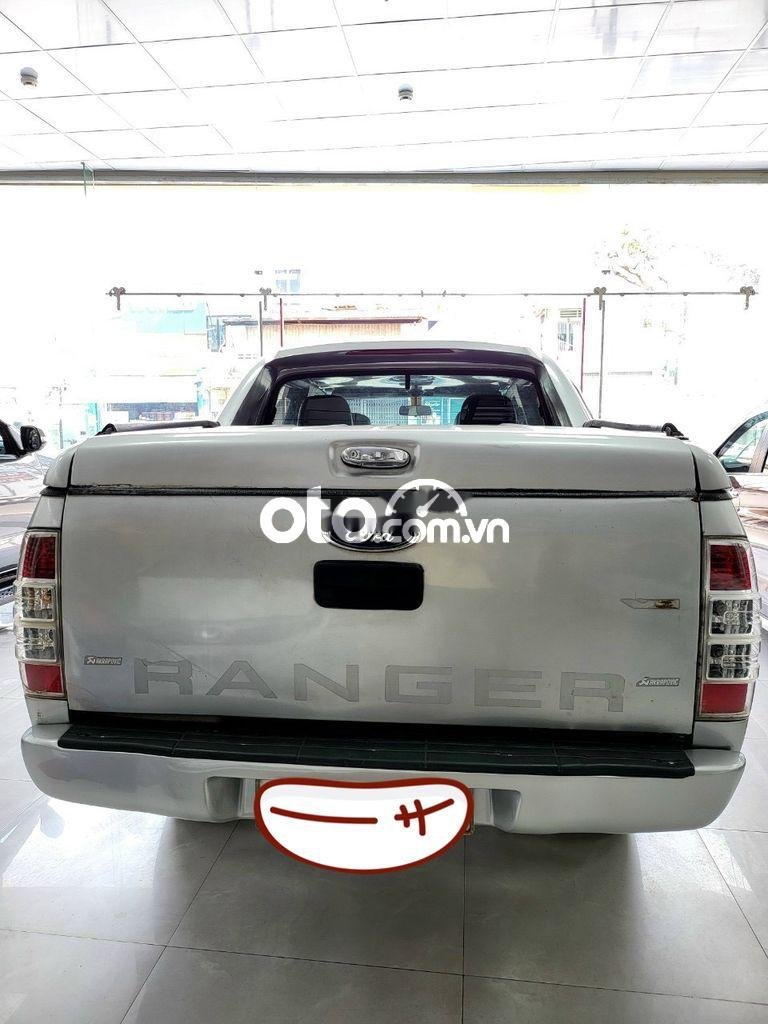 Ford Ranger   4x2 2010 - Bán Ford Ranger 4x2 năm 2010, màu bạc còn mới