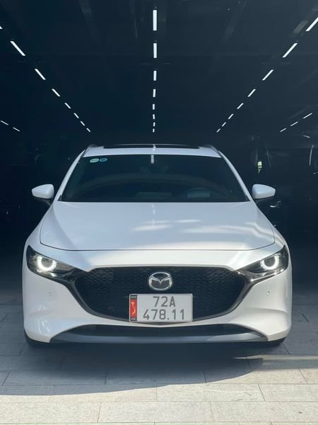 Mazda 3 Sport 2.0 Premium  2020 - Bán xe Mazda 3 Sport 2.0 Premium năm 2020, màu trắng, 765tr