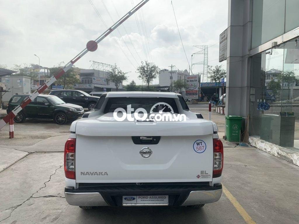 Nissan Navara 4x2 2.5AT 2018 - Bán Nissan Navara 4x2 2.5AT sản xuất năm 2018, màu trắng, xe nhập