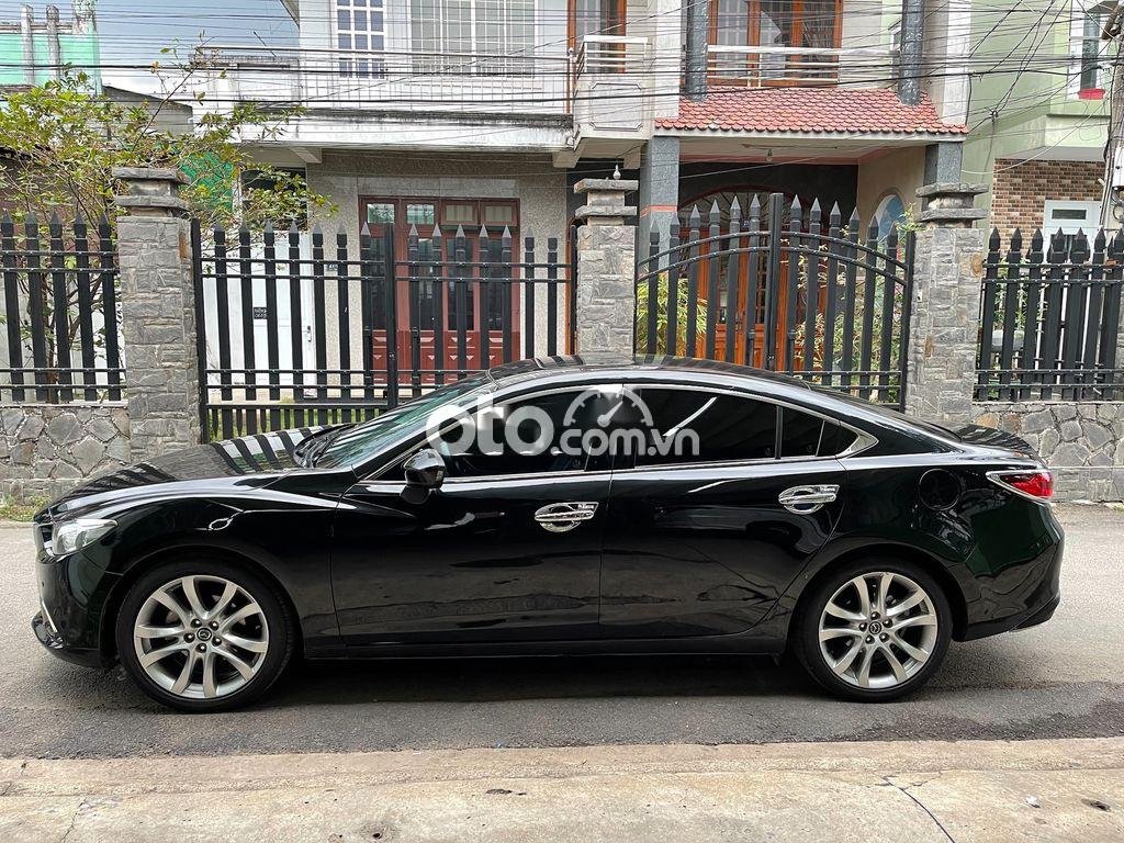 Mazda 6   Premium 2.5 AT  2016 - Cần bán xe Mazda 6 Premium 2.5 AT năm sản xuất 2016, màu đen như mới