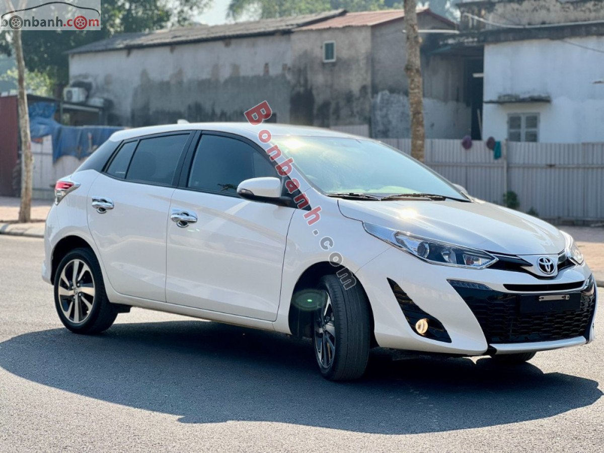 Toyota Yaris   G 2018 - Cần bán gấp Toyota Yaris G đời 2018, màu trắng, nhập khẩu nguyên chiếc, giá tốt