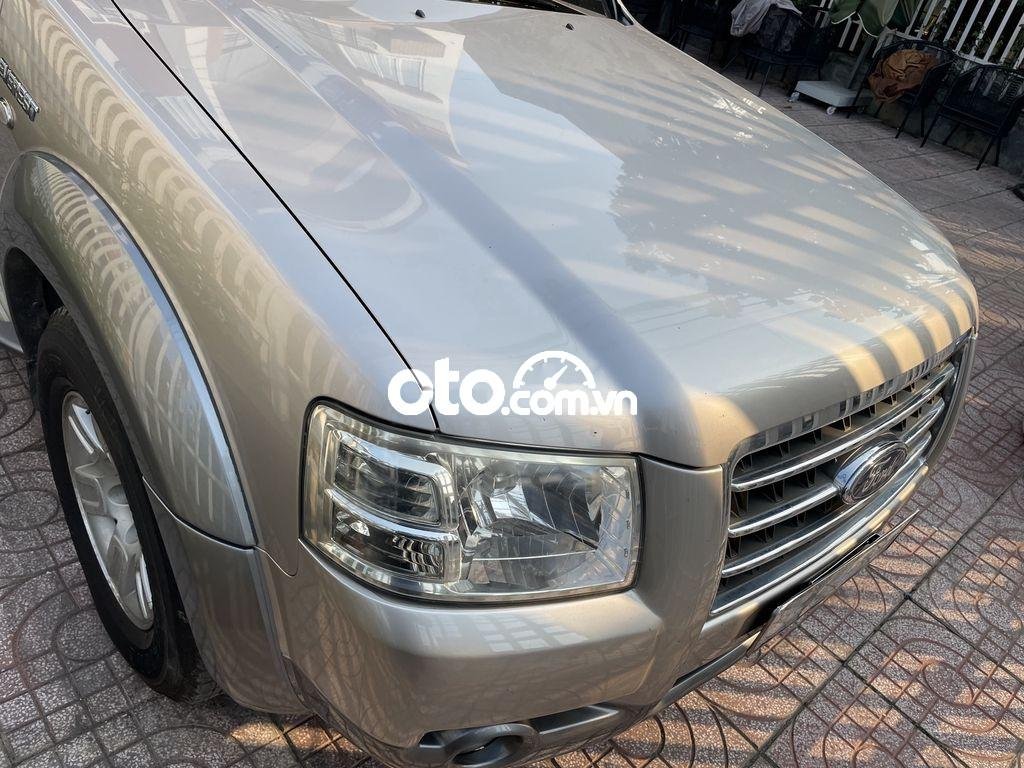 Ford Everest 2008 - Bán Ford Everest MT sản xuất 2008, giá 300tr