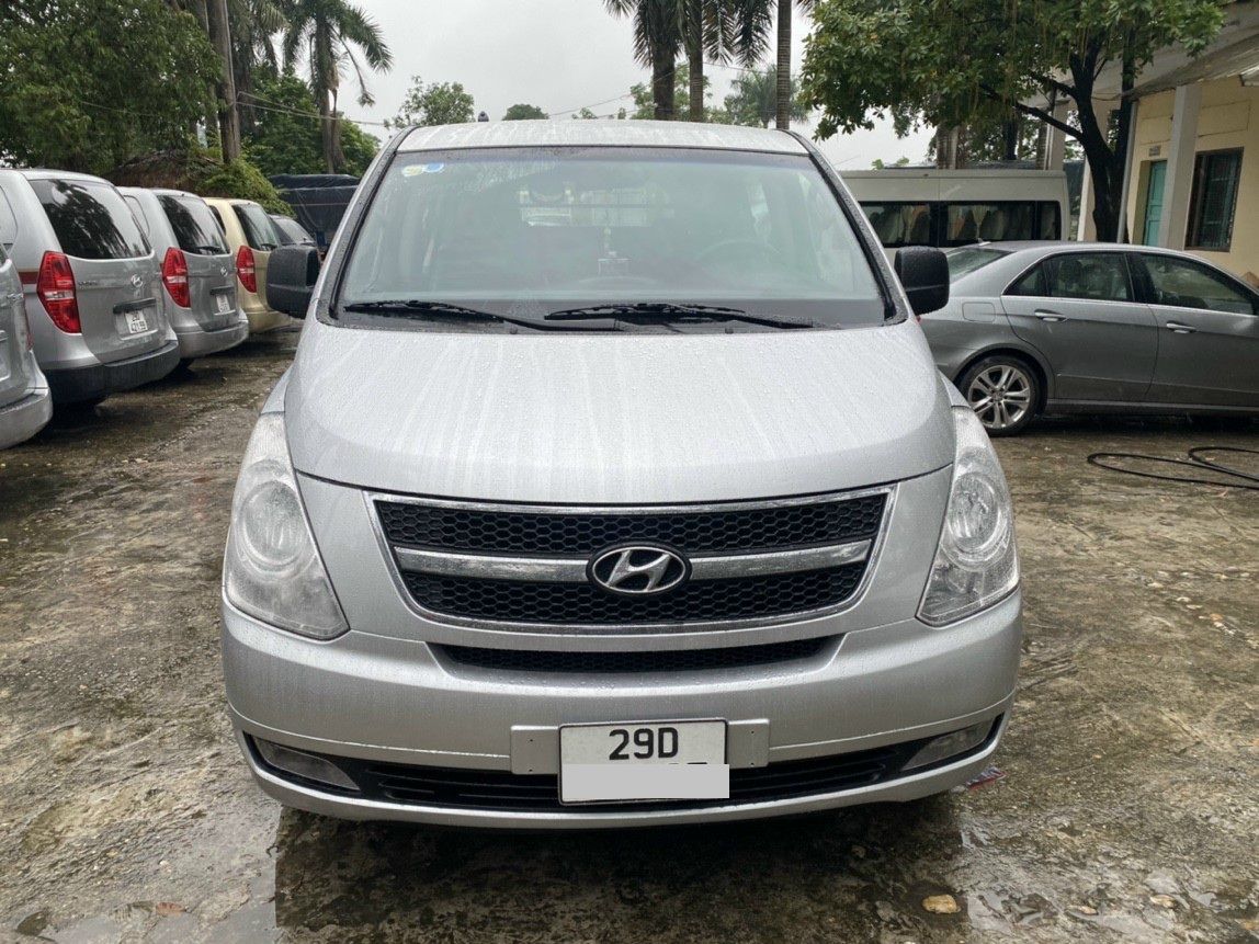 Hyundai Starex 2007 - Bán xe Hyundai Starex tải Van 5 chỗ, 600kg đời 2007 phom mới, số sàn, đăng ký lần đầu 2009