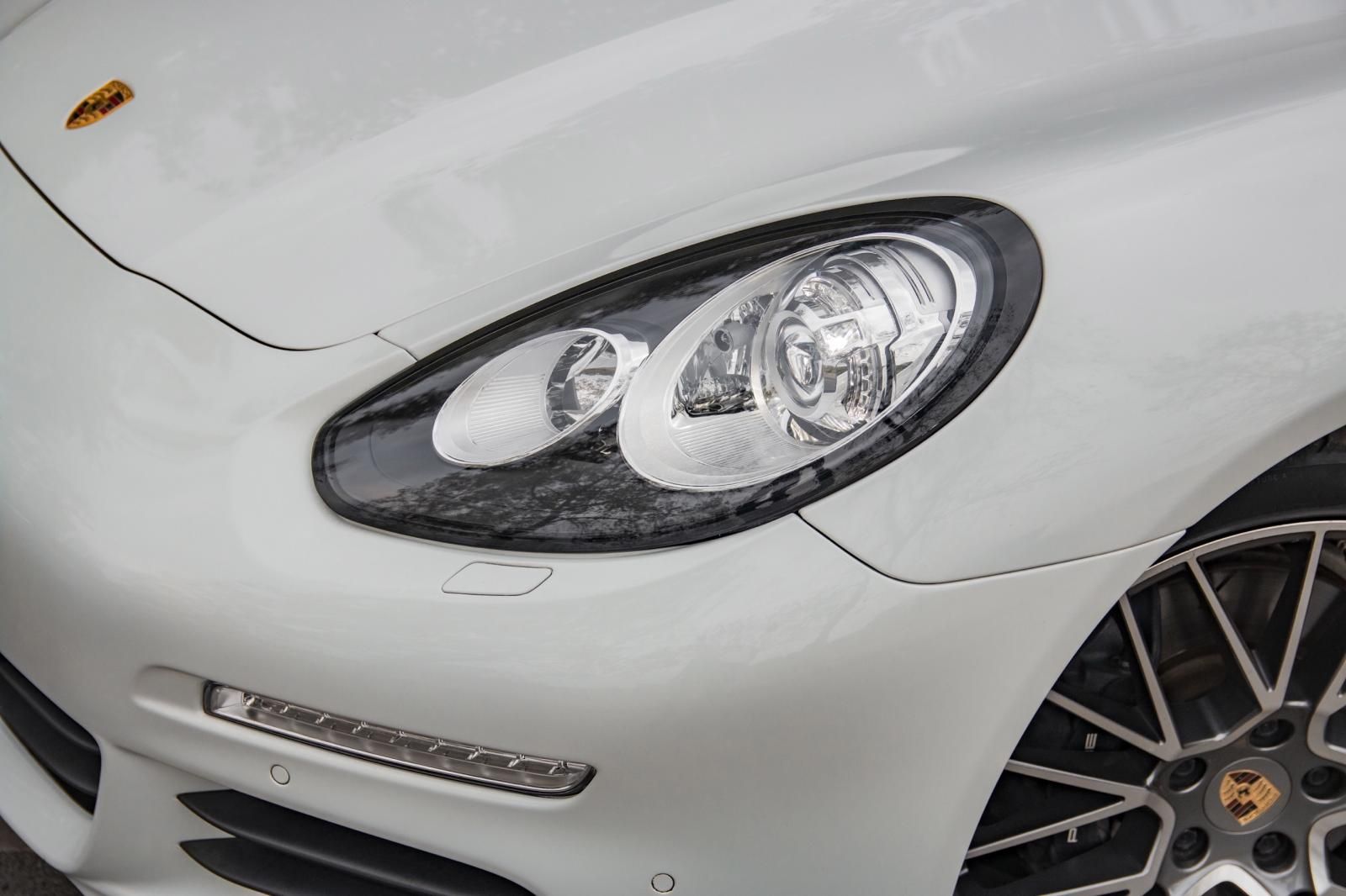 Porsche Panamera 3.6L 2014 - Cần bán gấp Porsche Panamera 3.6L Model 2015 sản xuất 2014