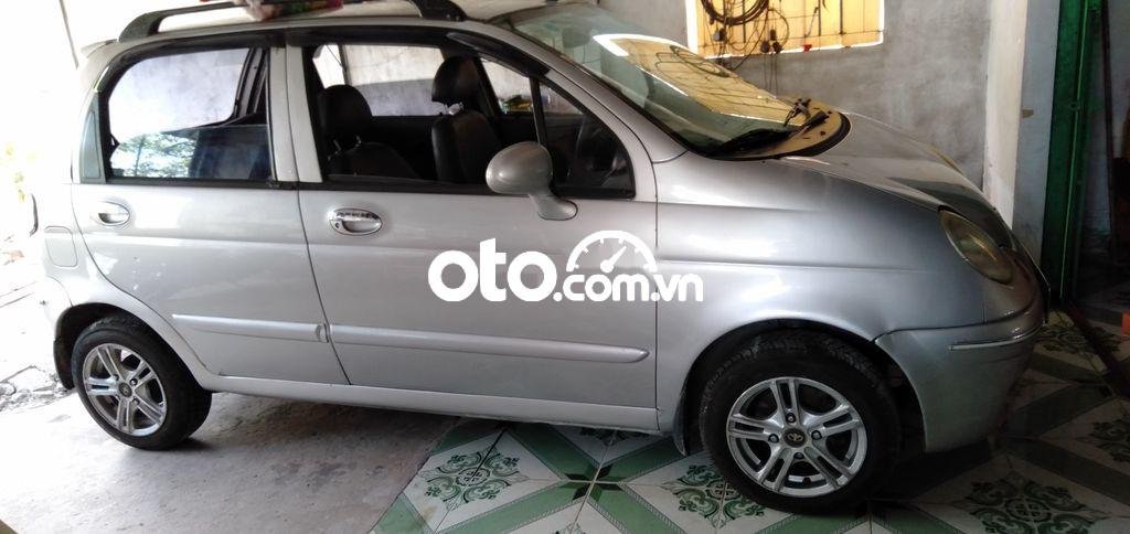 Daewoo Matiz MT 2004 - Bán Daewoo Matiz MT sản xuất 2004, màu bạc, xe nhập, giá 70tr