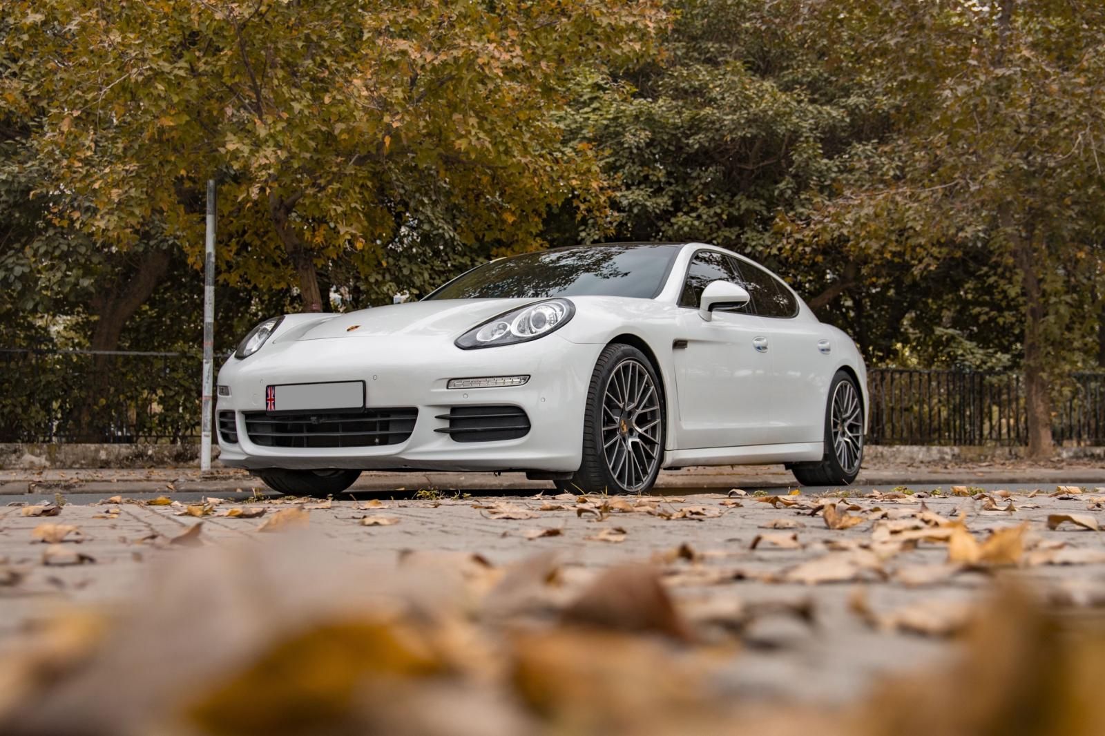 Porsche Panamera 3.6L 2014 - Cần bán gấp Porsche Panamera 3.6L Model 2015 sản xuất 2014