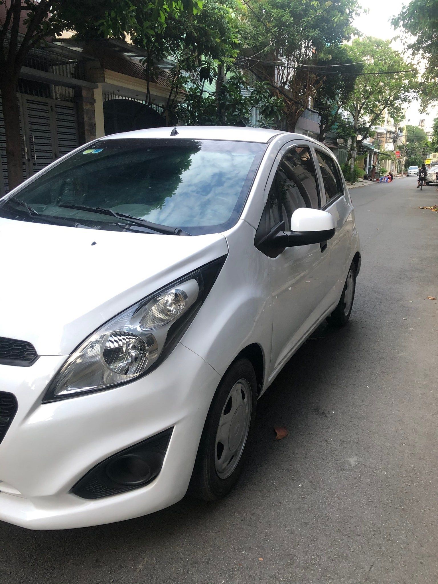 Chevrolet Spark LS 2016 - Bán Chevrolet Spark LS năm sản xuất 2016, màu trắng