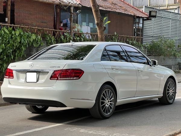 Mercedes-Benz E200 AT 2014 - Bán ô tô Mercedes E200 AT sản xuất 2014, màu trắng, giá chỉ 800 triệu