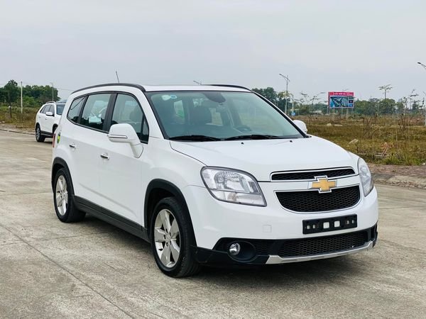 Chevrolet Orlando LTZ 1.8AT 2017 - Cần bán Chevrolet Orlando LTZ 1.8AT năm sản xuất 2017, màu trắng