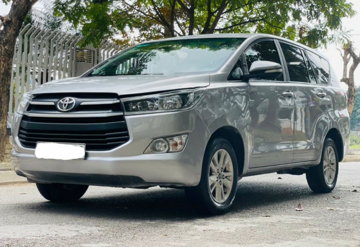 Toyota Innova   2.0G 2016 - Bán Toyota Innova 2.0G sản xuất 2016, màu bạc