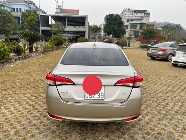Toyota Vios 2019 - Bán Toyota Vios 1.5G AT sản xuất 2019, màu bạc