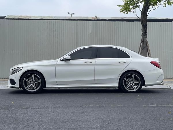 Mercedes-Benz C250 AMG 2015 - Bán Mercedes C250 AMG năm 2015, màu trắng