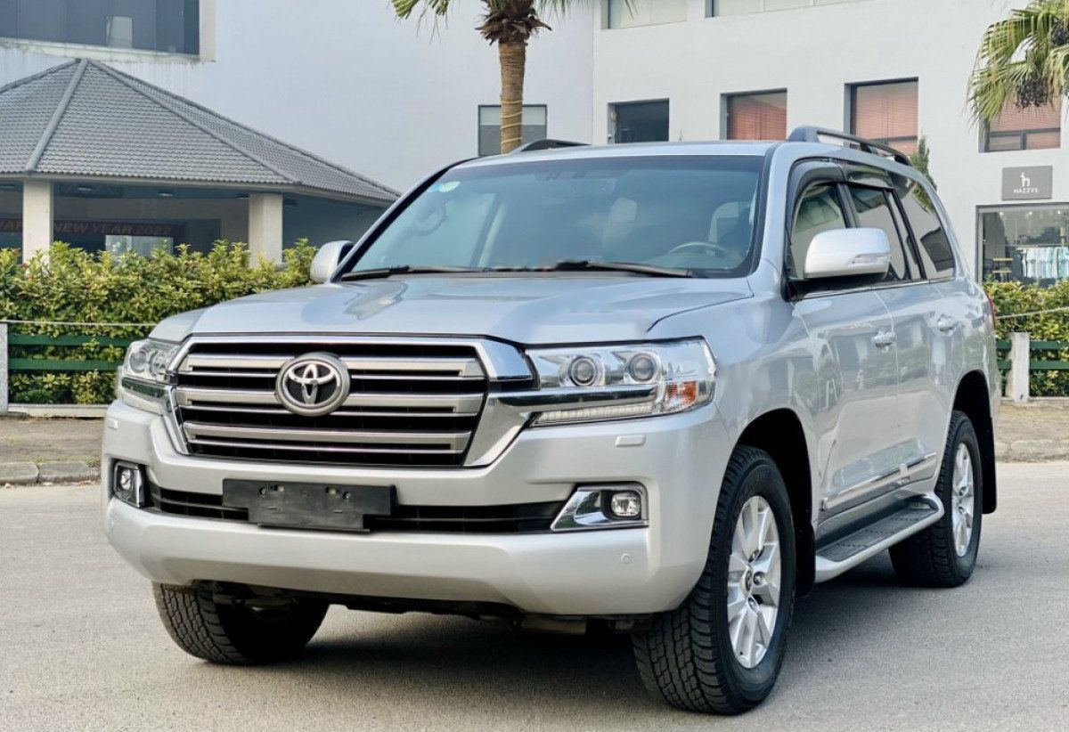 Toyota Land Cruiser   VX 4.6 V8  2019 - Bán xe Toyota Land Cruiser VX 4.6 V8 năm sản xuất 2019, màu bạc, nhập khẩu nguyên chiếc