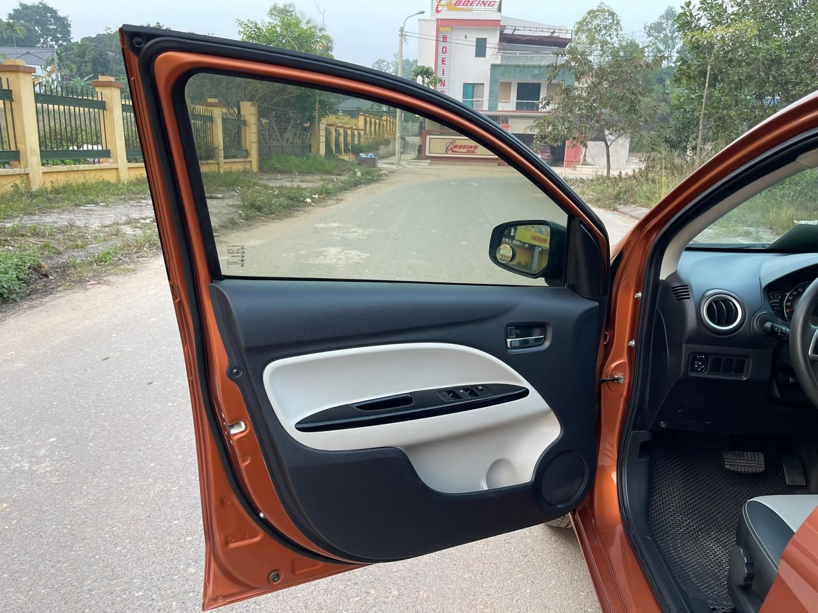 Mitsubishi Mirage 1.2AT 2018 - Cần bán lại xe Mitsubishi Mirage 1.2AT năm sản xuất 2018, xe nhập