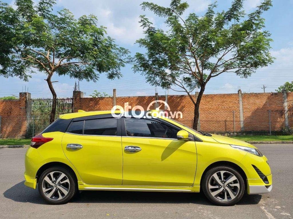 Toyota Yaris 1.5G CVT 2019 - Cần bán lại xe Toyota Yaris 1.5G CVT sản xuất năm 2019, xe nhập, 579 triệu