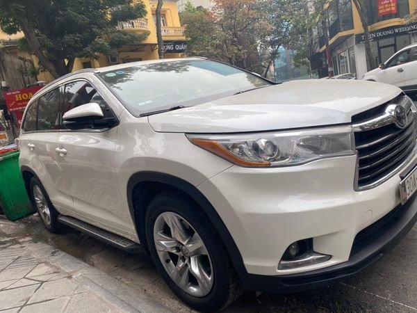 Toyota Highlander 2015 - Cần bán xe Toyota Highlander Limited 3.5 sản xuất năm 2015, màu trắng