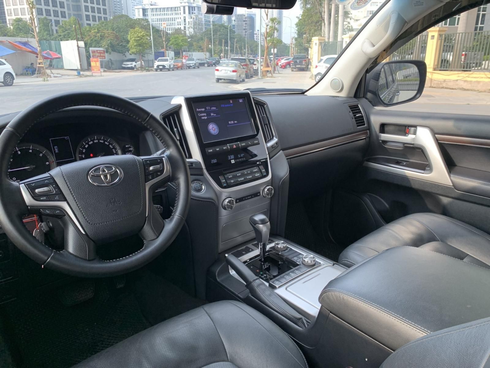 Toyota Land Cruiser VX 4.6 V8 2019 - Bán Toyota Land Cruiser VX 4.6 V8 sản xuất năm 2019