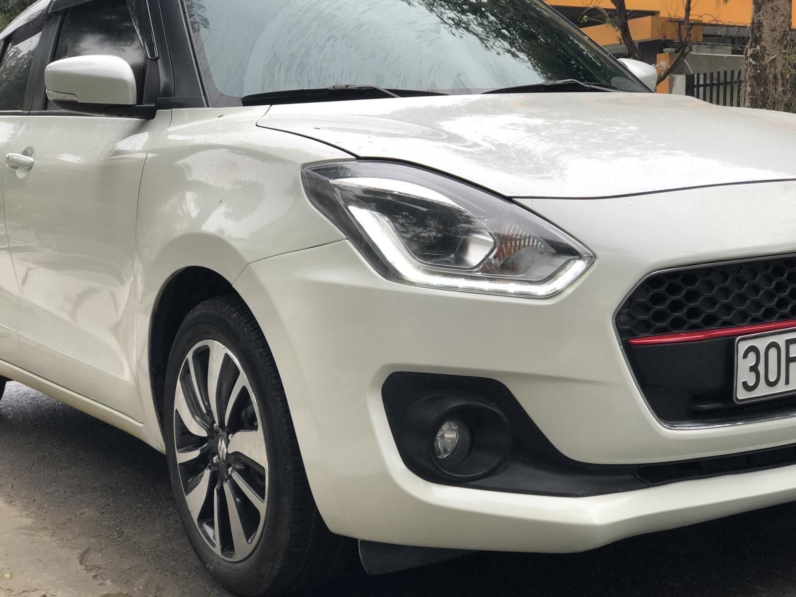 Suzuki Swift 2019 - Bán ô tô Suzuki Swift 1.2L GLX sản xuất 2019 xe gia đình sử dụng