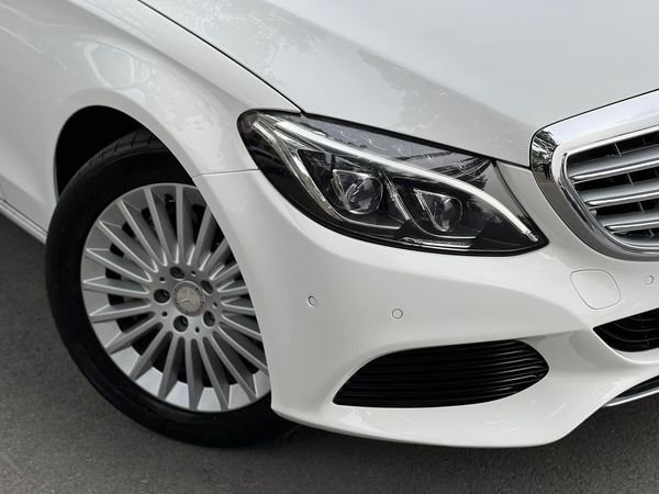 Mercedes-Benz C 250 Exclusive 2015 - Cần bán lại xe Mercedes C250 Exclusive sản xuất 2015, màu trắng