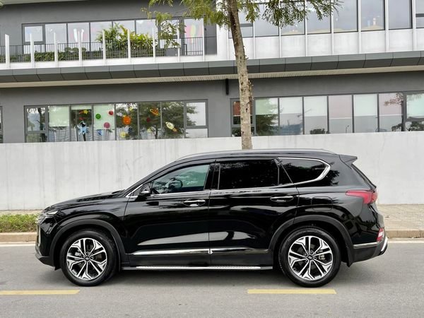 Hyundai Santa Fe Premium 2019 - Bán ô tô Hyundai Santa Fe Premium năm sản xuất 2019, màu đen