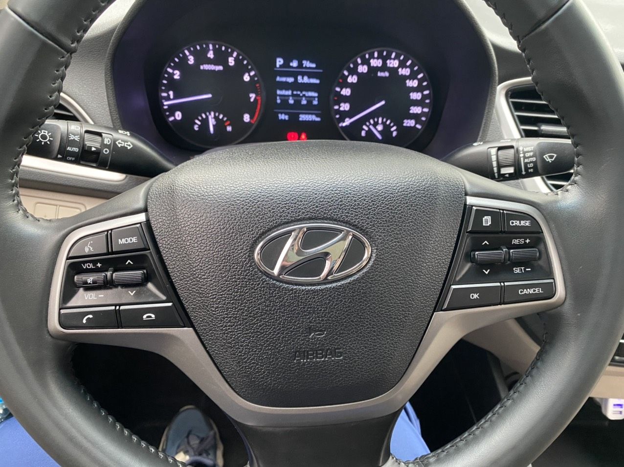 Hyundai Accent 1.4AT 2019 - Bán xe Hyundai Aceent năm sản xuất 2019 bản đặc biệt, màu đen, giá tốt, thủ tục sang tên nhanh gọn