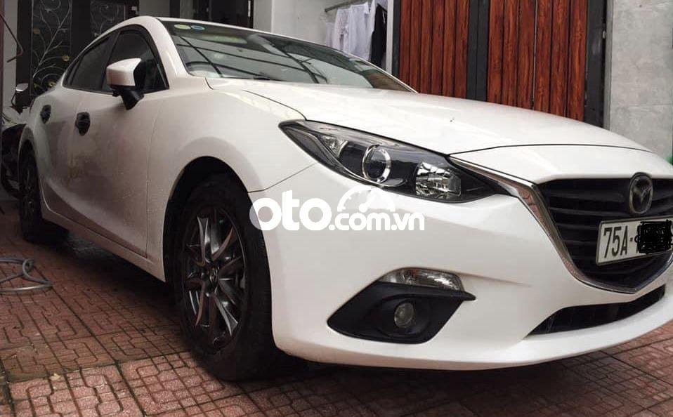 Mazda 3 2017 - Cần bán xe Mazda 3 1.5L Deluxe sản xuất 2017, màu trắng