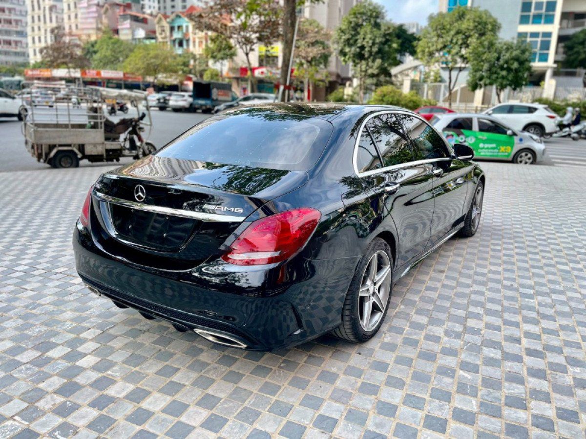 Mercedes-Benz C300    AMG   2016 - Cần bán xe Mercedes C300 AMG năm 2016, màu đen