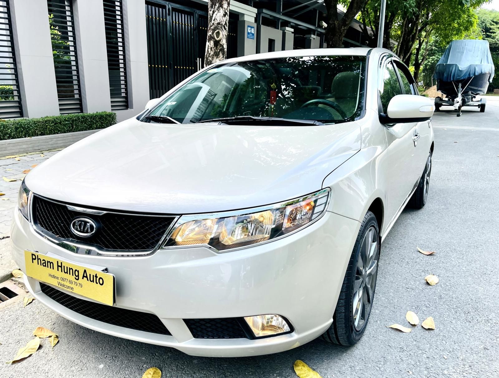 Kia Forte 2010 - Kia Forte tự động S AT bản full options mode 2011