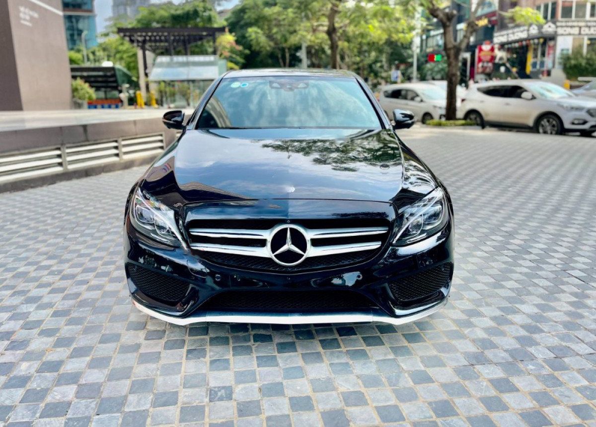 Mercedes-Benz C300    AMG   2016 - Cần bán xe Mercedes C300 AMG năm 2016, màu đen