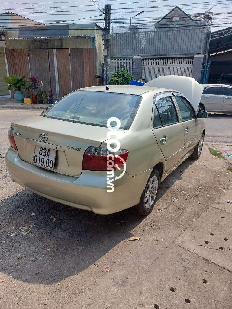 Toyota Vios 1.3MT 2003 - Bán ô tô Toyota Vios 1.3MT sản xuất 2003 xe gia đình