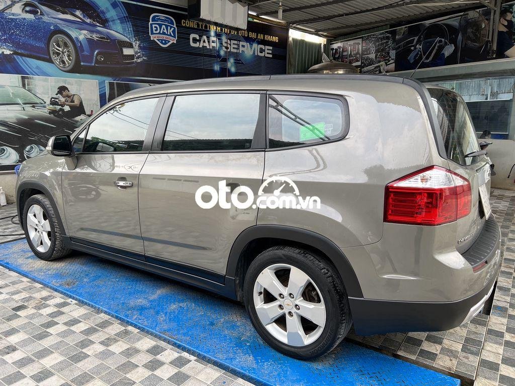 Chevrolet Orlando   LTZ 1.8AT 2017 - Cần bán lại xe Chevrolet Orlando LTZ 1.8AT sản xuất năm 2017, giá 430tr