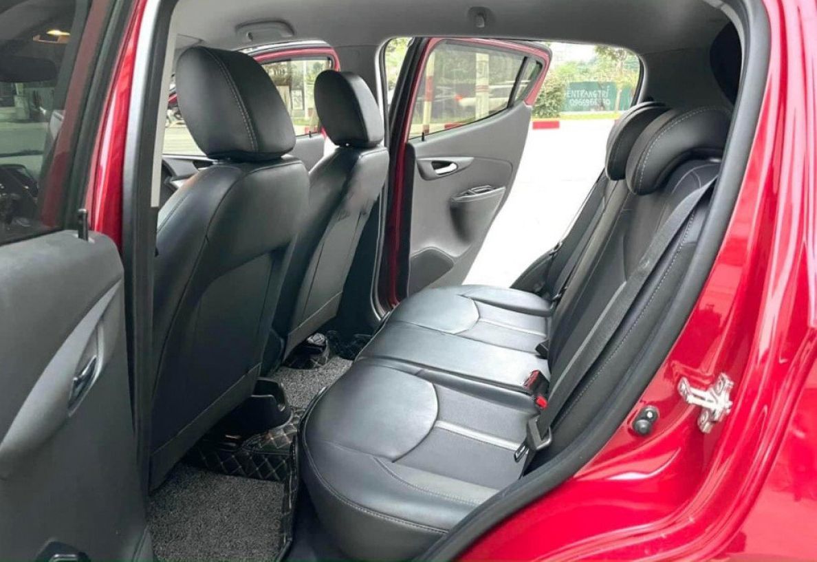 Jonway Trailblazer   1.4 AT Premium   2019 - Cần bán xe VinFast Fadil 1.4 AT Premium sản xuất năm 2019, màu đỏ, giá chỉ 379 triệu