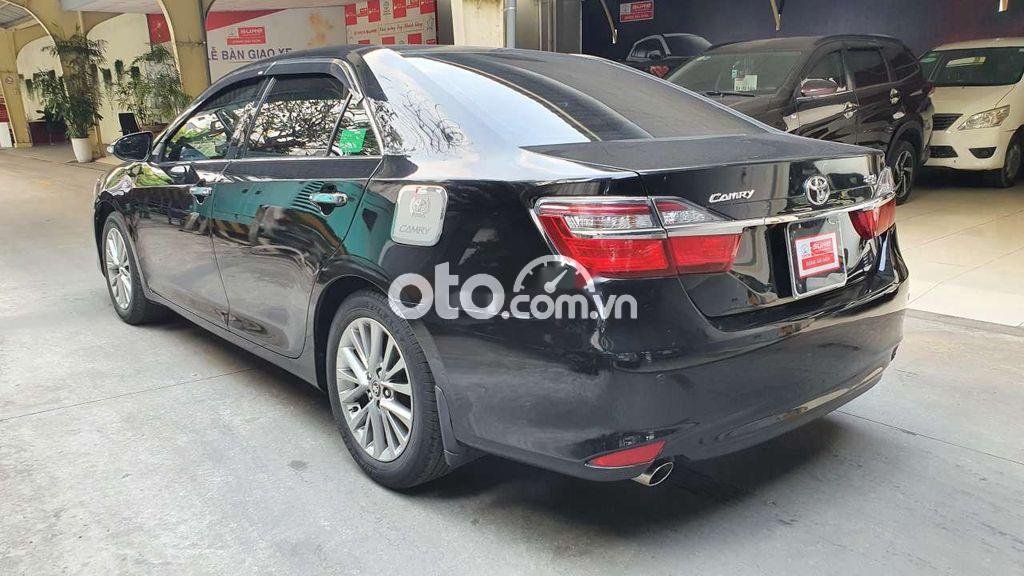 Toyota Camry  2.5Q 2019 - Bán Toyota Camry 2.5Q năm sản xuất 2019, màu đen, giá 960tr