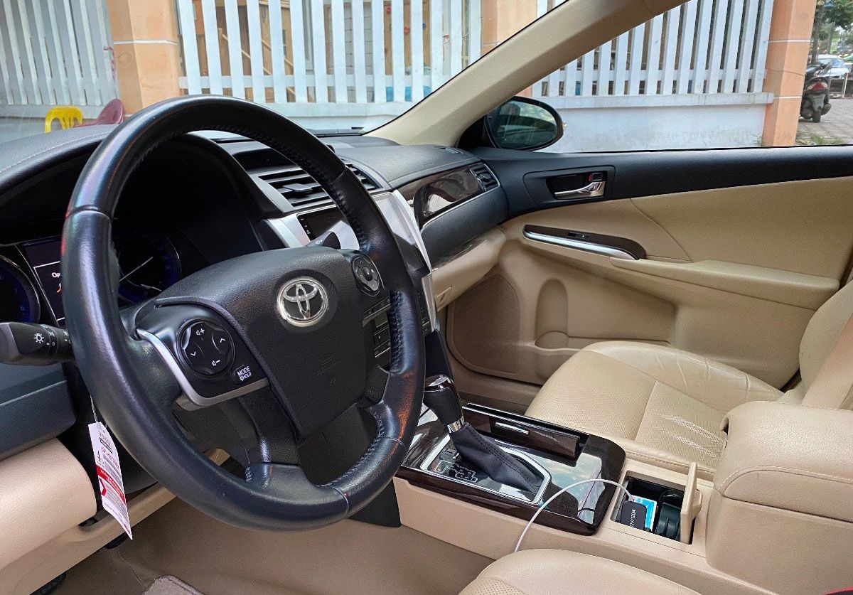 Toyota Camry   2.0E  2018 - Bán Toyota Camry 2.0E sản xuất năm 2018, màu đen, nhập khẩu 