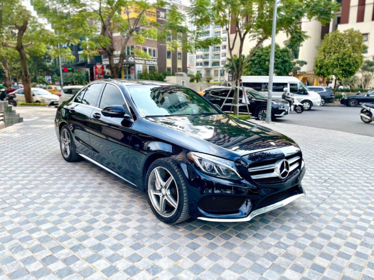 Mercedes-Benz C300    AMG   2016 - Cần bán xe Mercedes C300 AMG năm 2016, màu đen