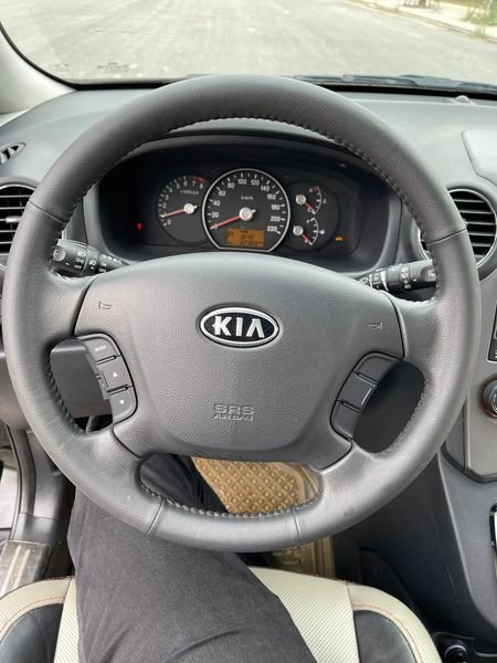 Kia Carens 2014 - Bán ô tô Kia Carens S 2.0MT sản xuất 2014, màu đen